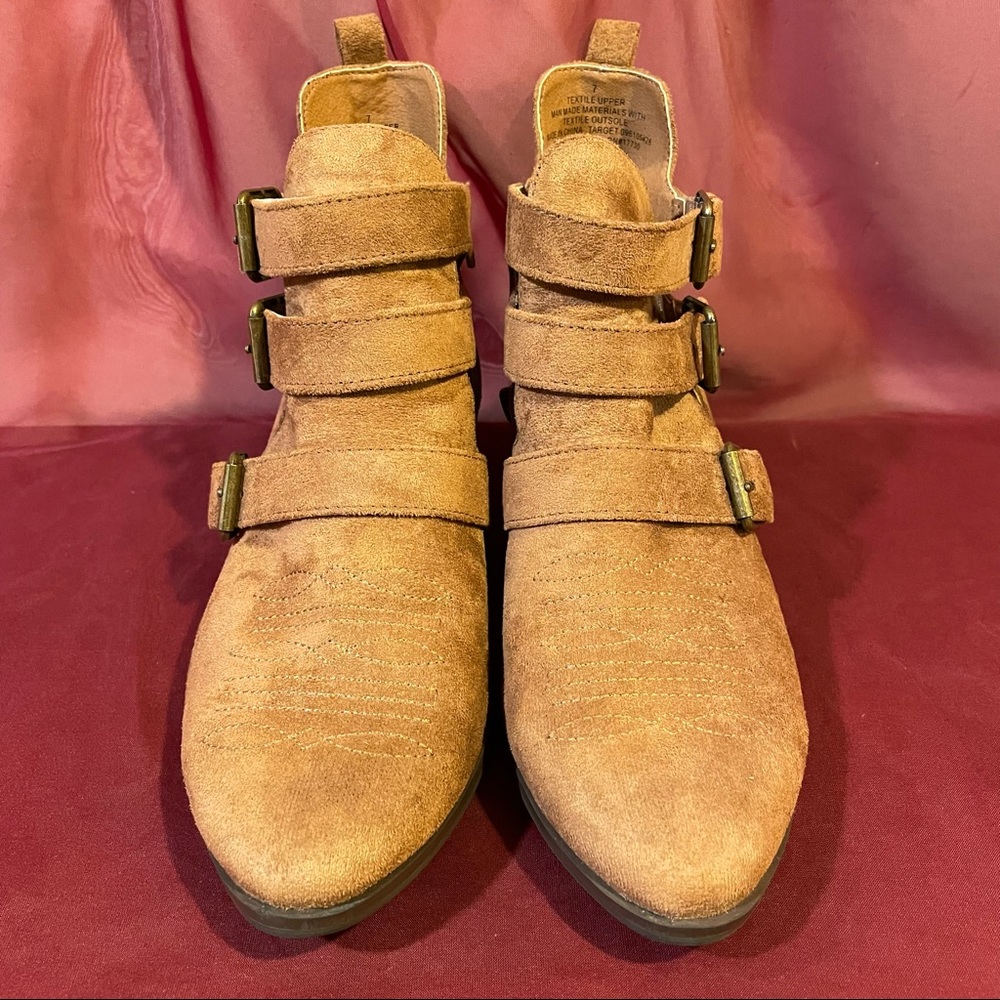 Universal Thread Kelsey Booties - image 2